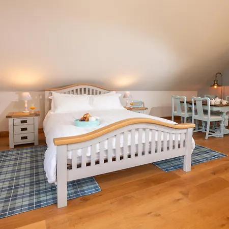 Ellenboro House, Cosy Sleeps 2, Near Cartmel Apartament Grange-over-Sands